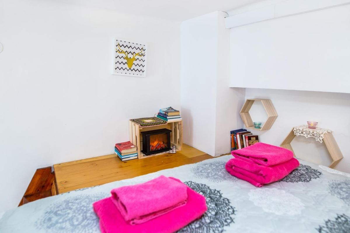 Miodowa Apartment Красков Екстериор снимка